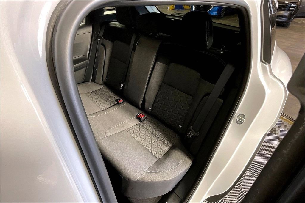 Certified 2025 Nissan Kicks SV image 35