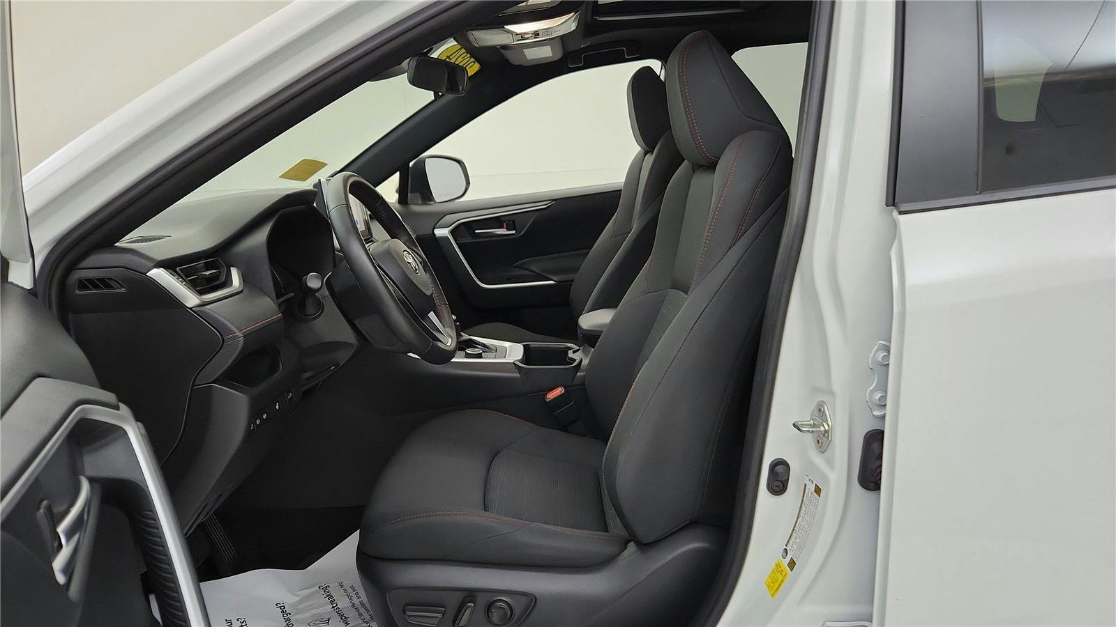 Certified 2024 Toyota RAV4 SE image 25