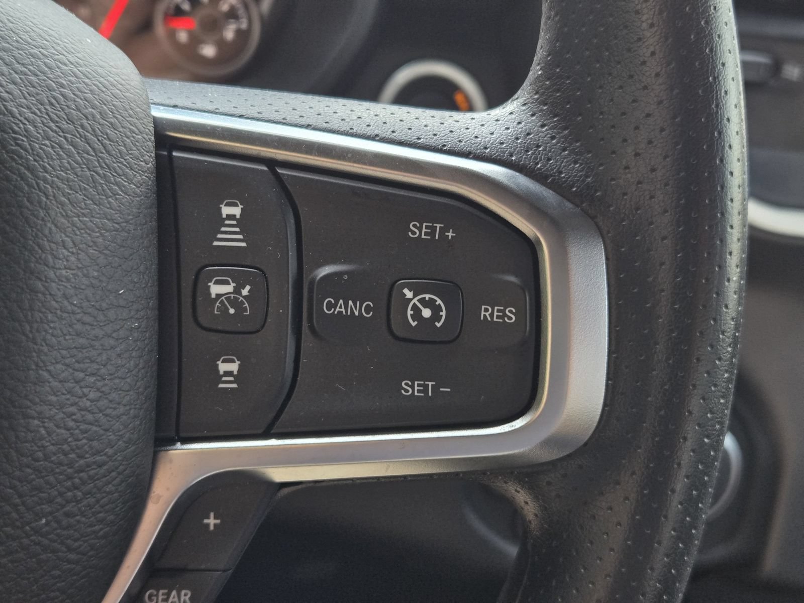 Used 2026 RAM 1500 Express AWD/4WD image 30