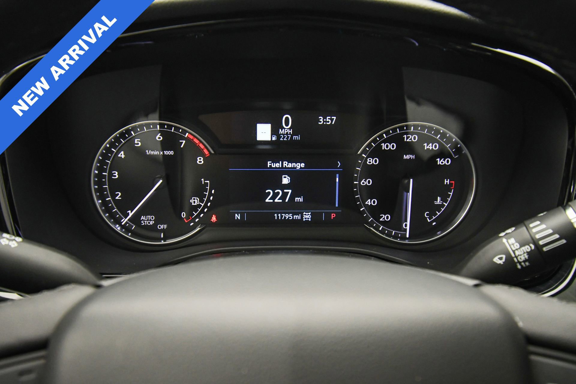 Used 2025 Cadillac XT6 Premium Luxury image 17