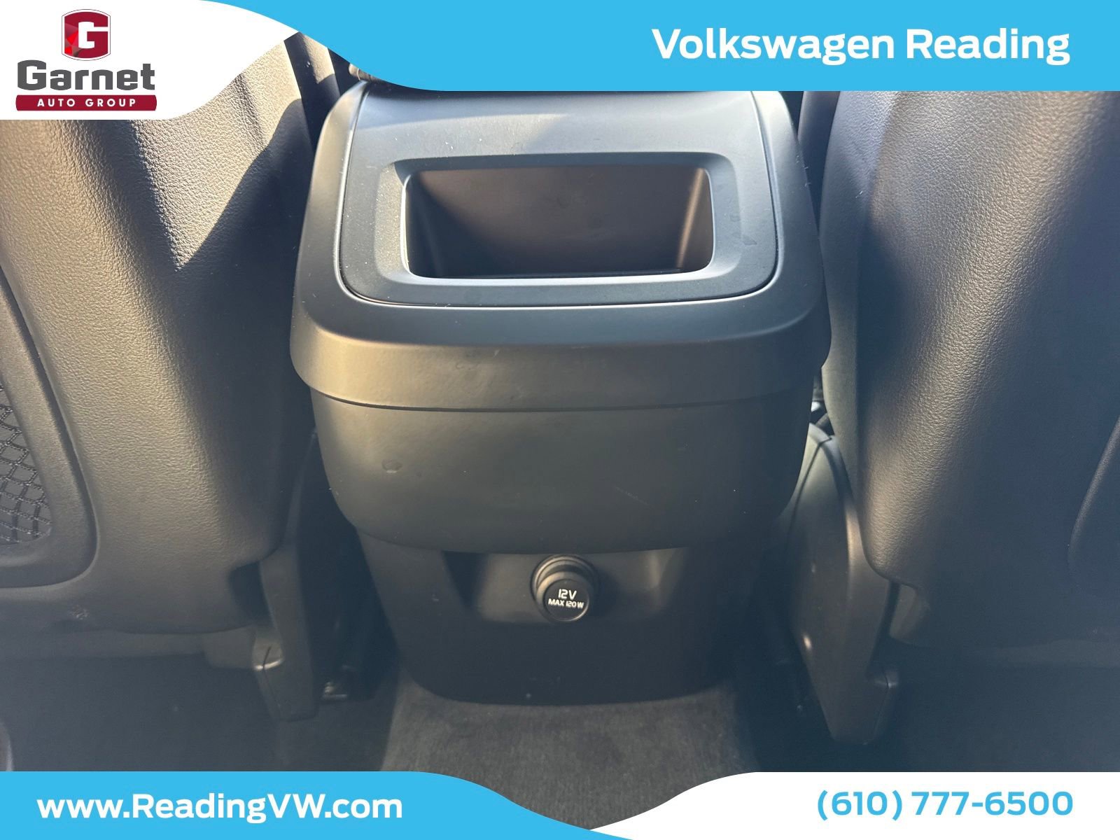 Used 2018 Volvo XC60 T5 R-Design w/ Convenience Package image 35