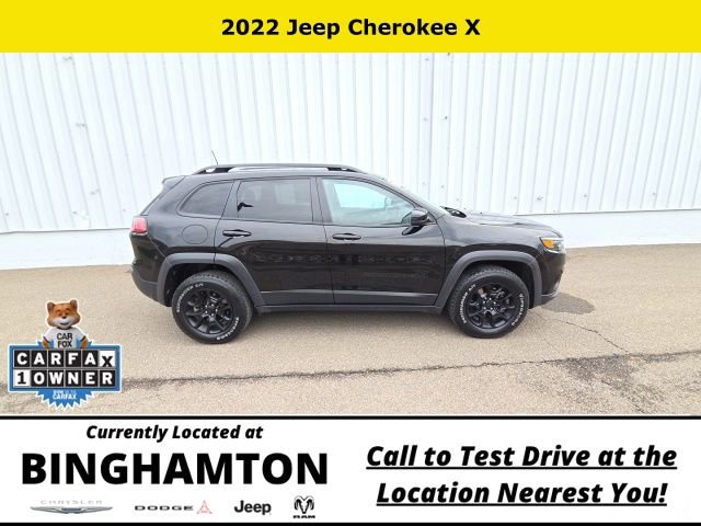 Used 2022 Jeep Cherokee Latitude w/ Sun & Sound Group AWD/4WD image 3