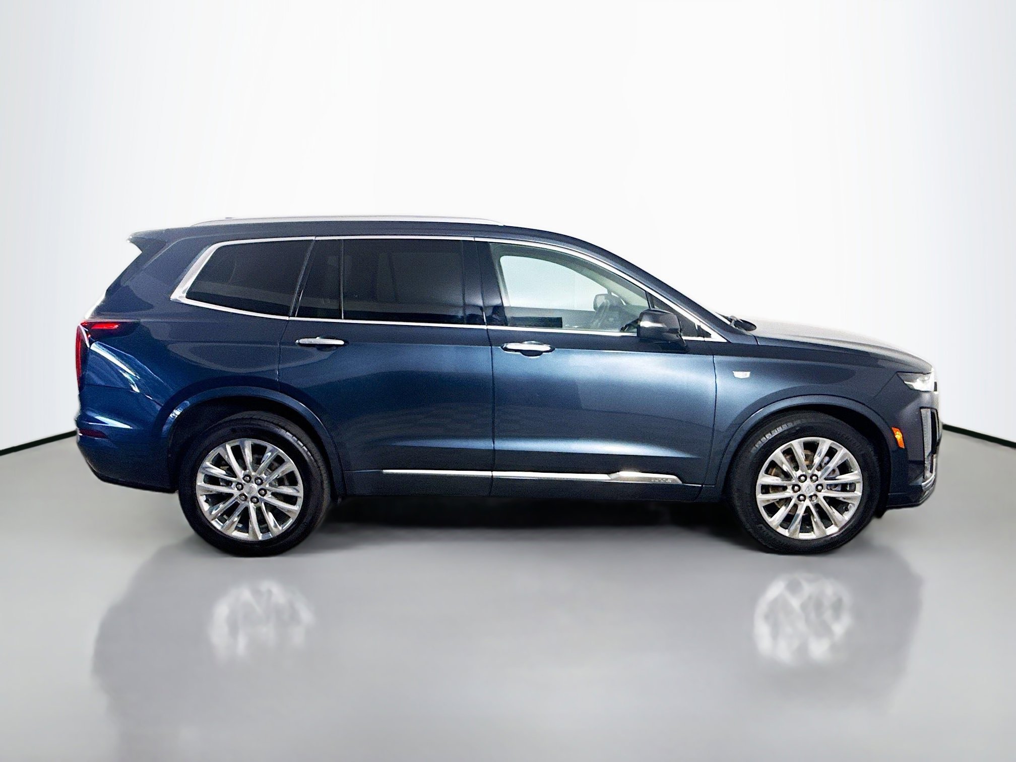 Used 2020 Cadillac XT6 Premium Luxury AWD/4WD image 11