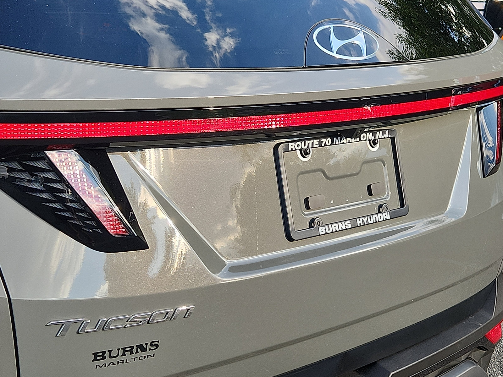 Certified 2024 Hyundai Tucson Limited AWD/4WD image 30