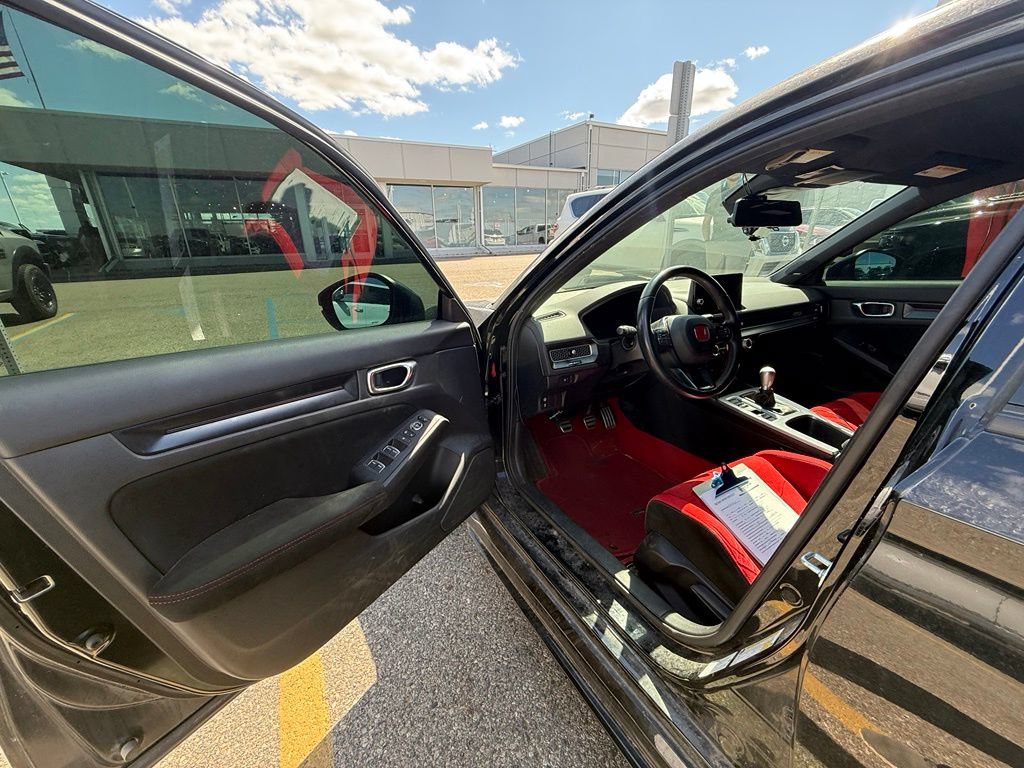Used 2023 Honda Civic Type R image 13