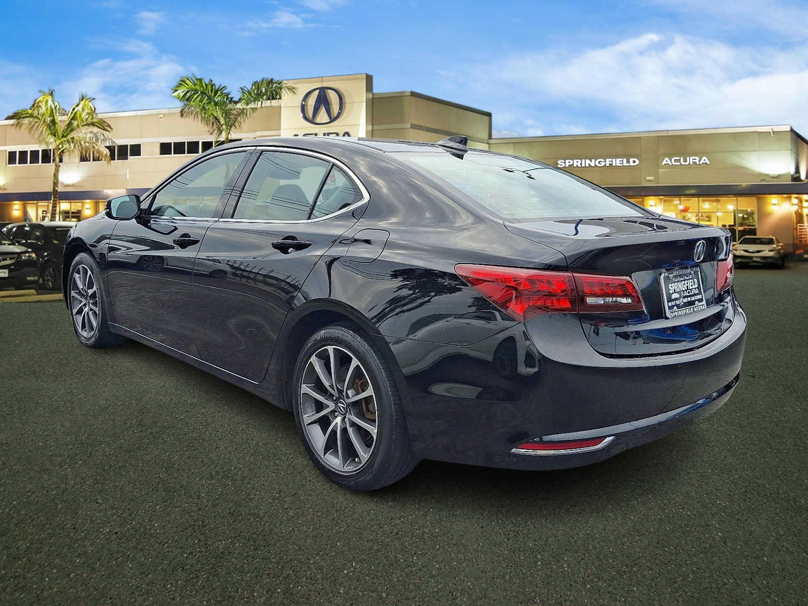 Used 2016 Acura TLX w/ Technology Package FWD image 4
