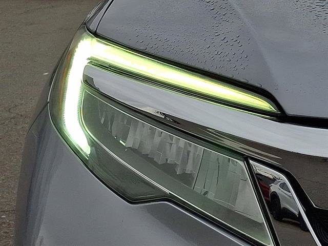 Used 2020 Honda Pilot Touring image 9