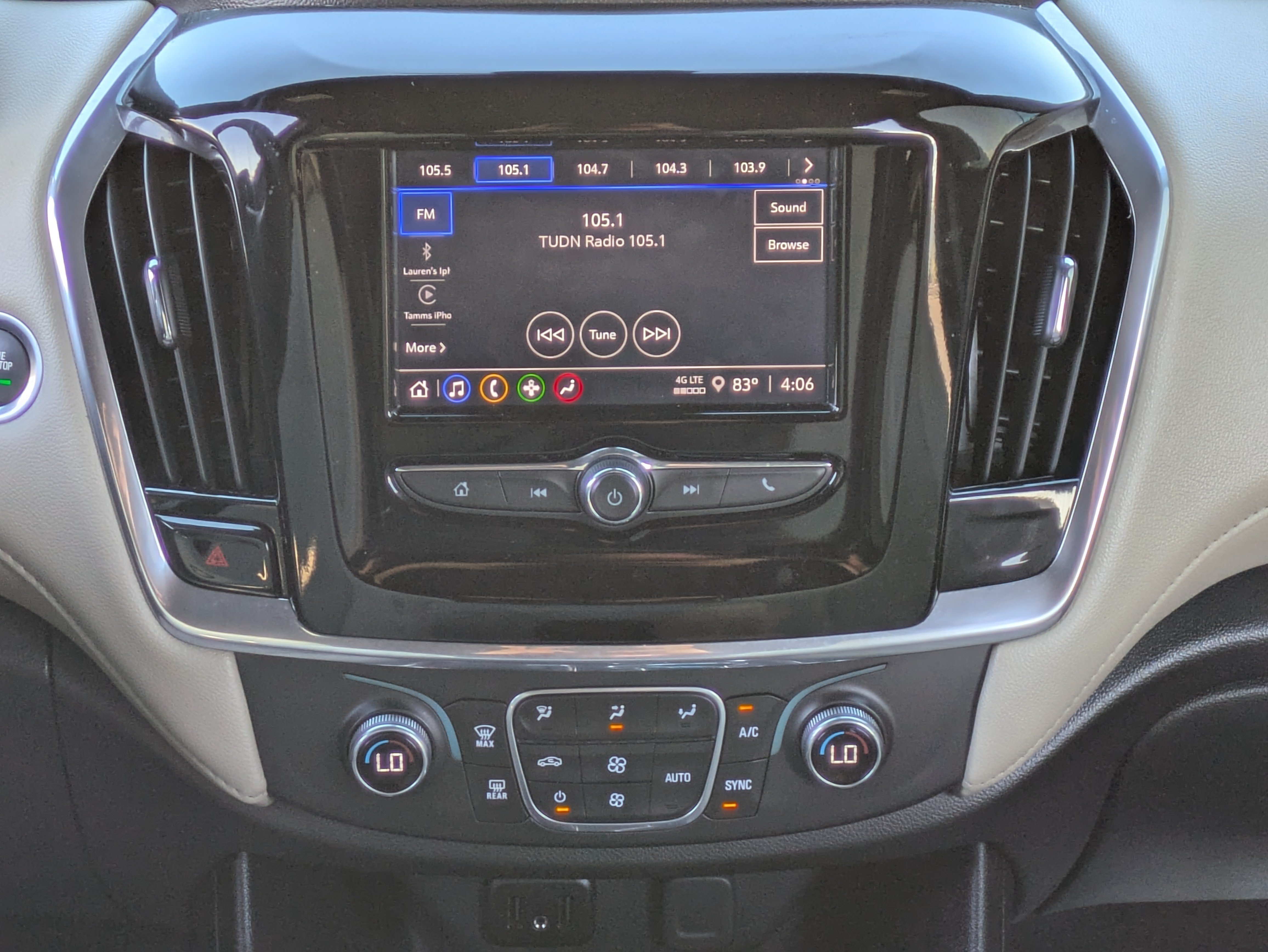Used 2024 Chevrolet Traverse LS FWD image 20