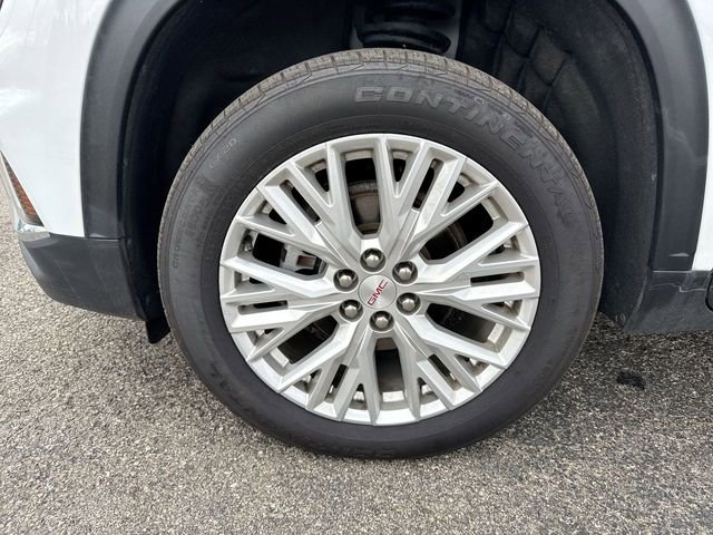 Used 2024 GMC Acadia Elevation image 10