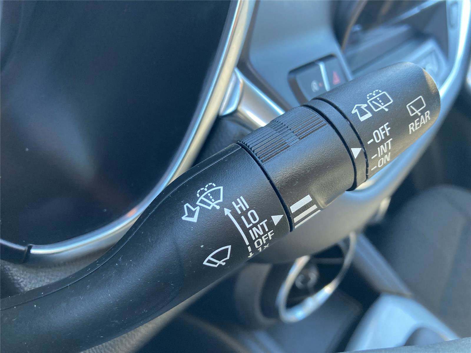 Used 2022 Chevrolet Blazer LT image 25