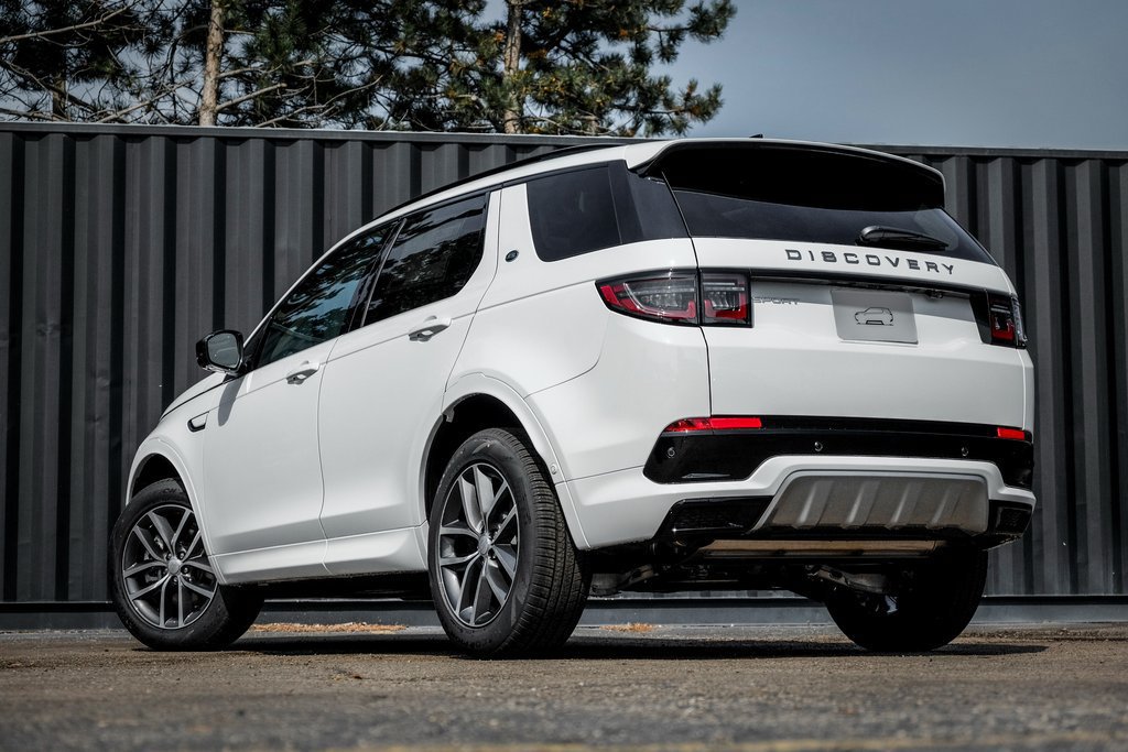 Used 2025 Land Rover Discovery Sport S AWD/4WD image 2