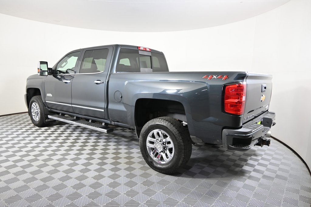 Used 2019 Chevrolet Silverado 3500 High Country w/ Duramax Plus Package image 6