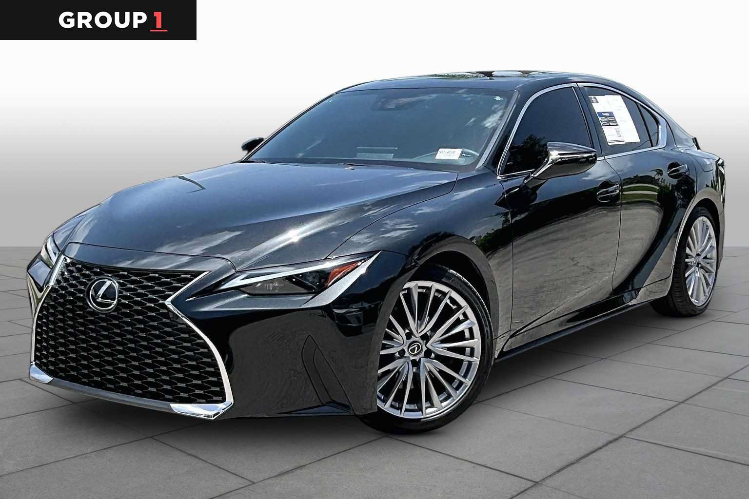Used 2025 Lexus IS 300 w/ Premium Package RWD image 1