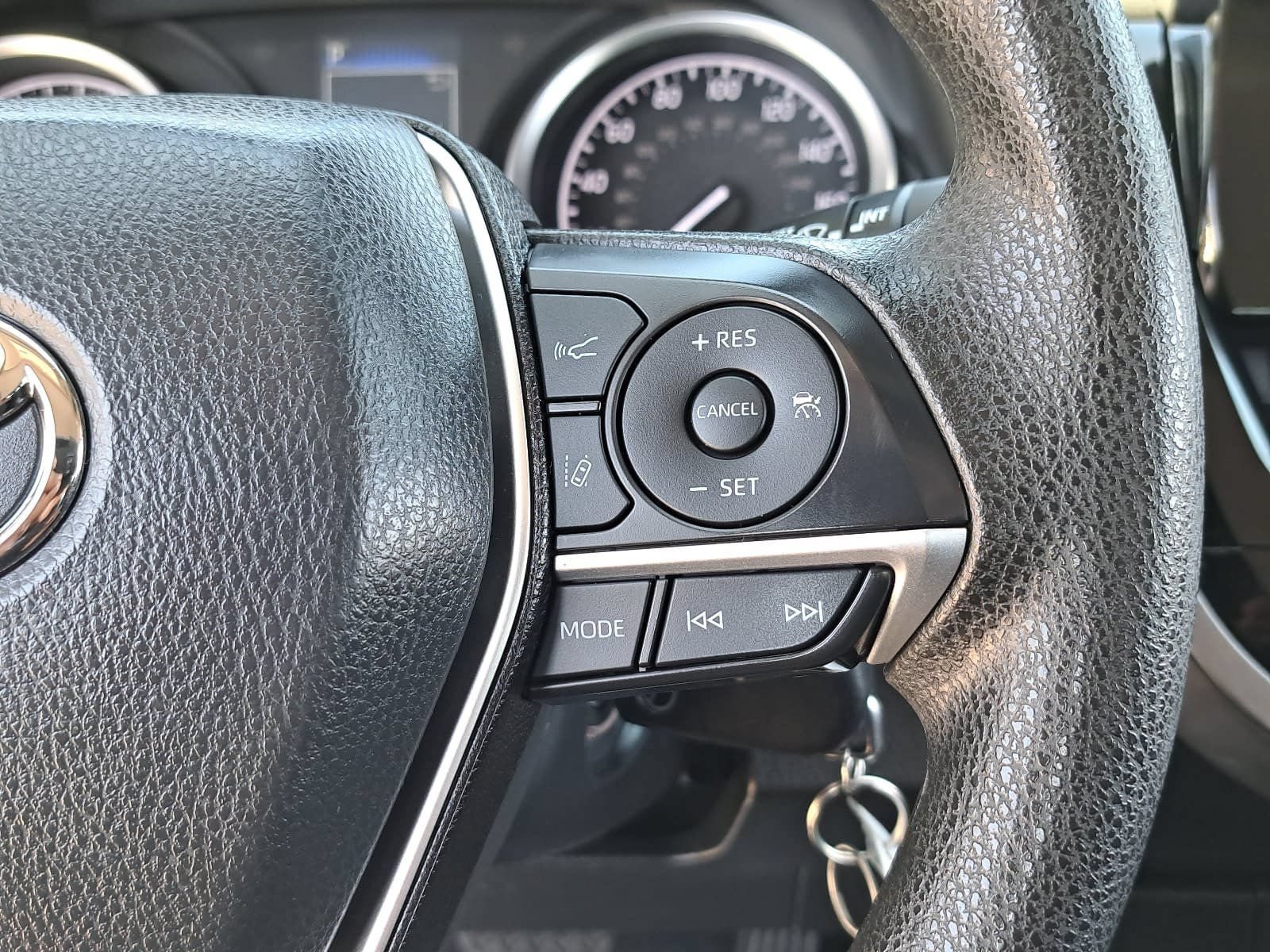 Used 2023 Toyota Camry LE FWD image 18