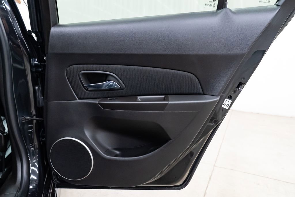 Used 2015 Chevrolet Cruze LTZ w/ Sun, Sound and Sport Package image 25