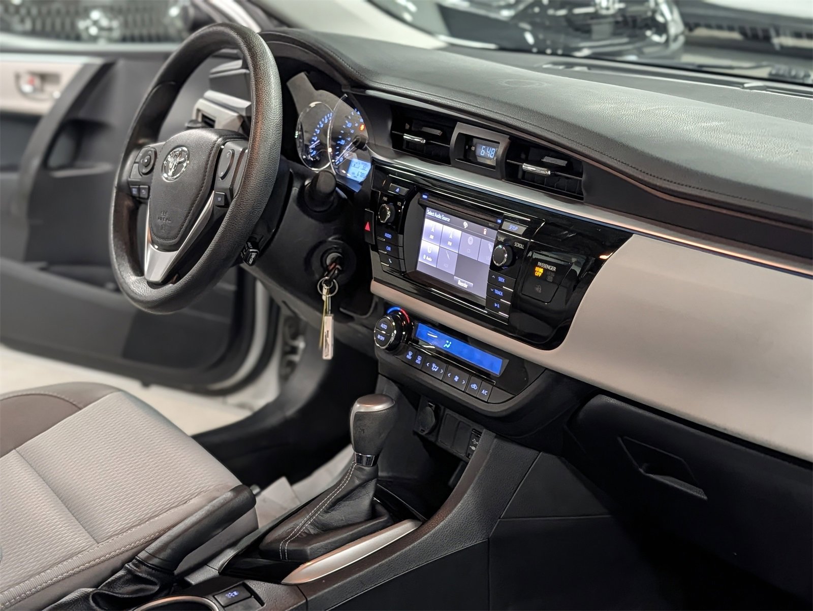 Used 2016 Toyota Corolla S image 23