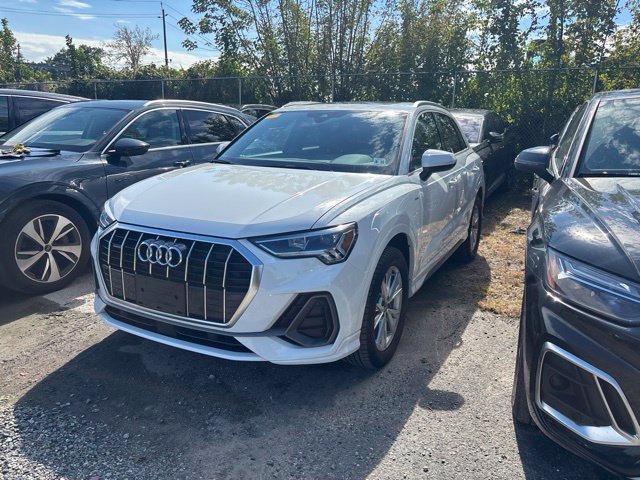 Used 2024 Audi Q3 2.0T Premium w/ Convenience Package