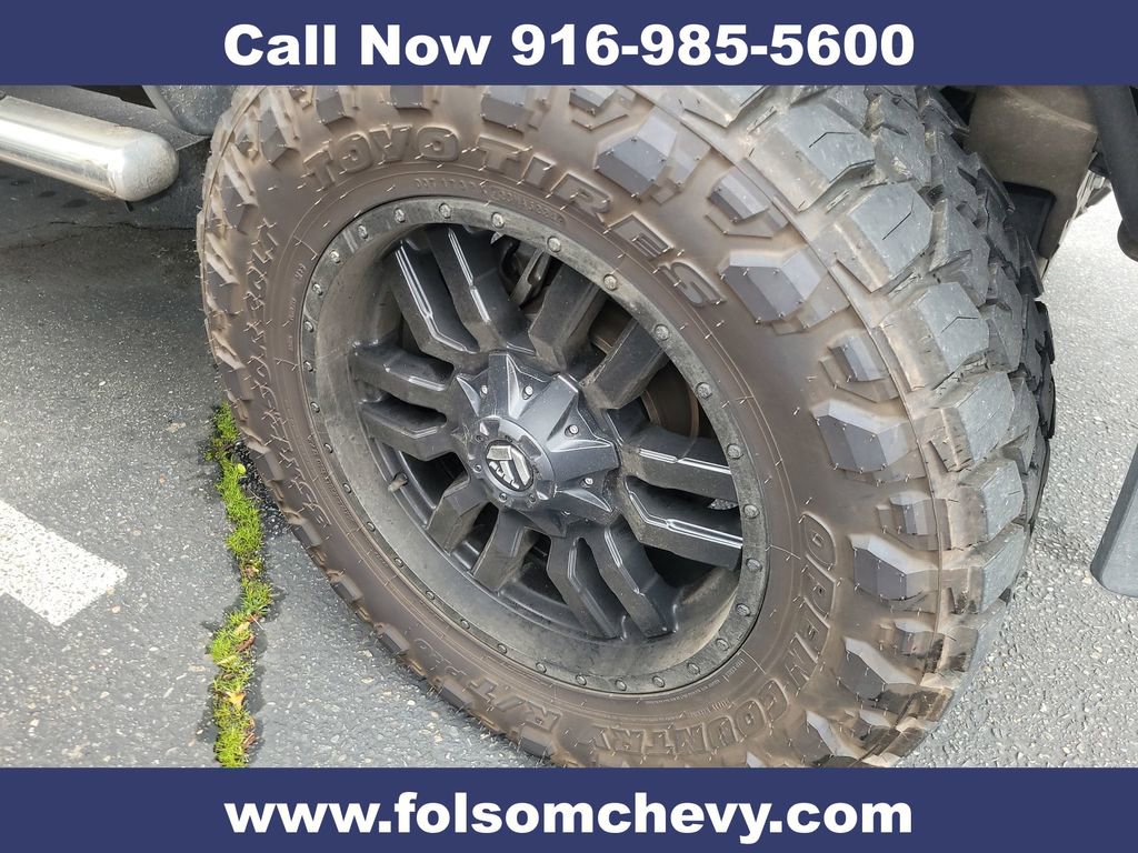 Used 2018 GMC Sierra 2500 SLE w/ HD SLE Preferred Plus Package image 2