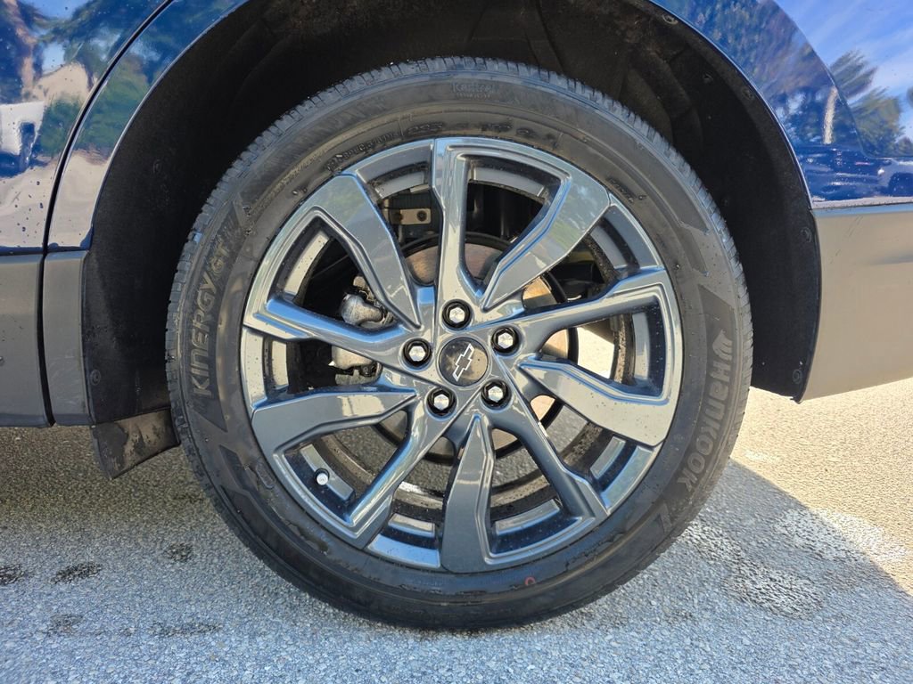 Used 2022 Chevrolet Equinox RS image 16