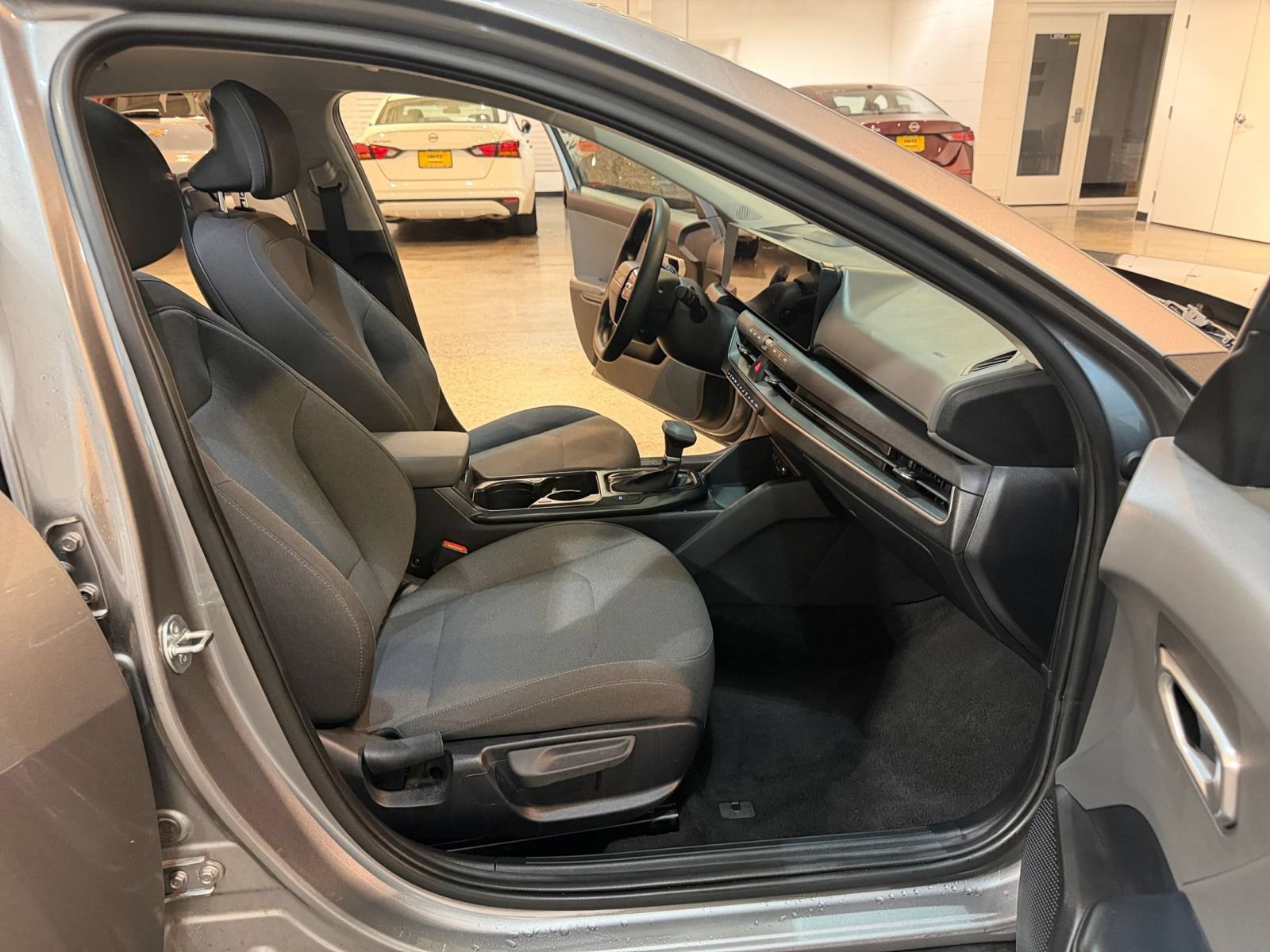 Used 2025 Kia K4 FWD image 35