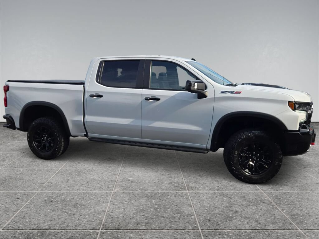Certified 2023 Chevrolet Silverado 1500 ZR2 w/ Technology Package AWD/4WD image 4