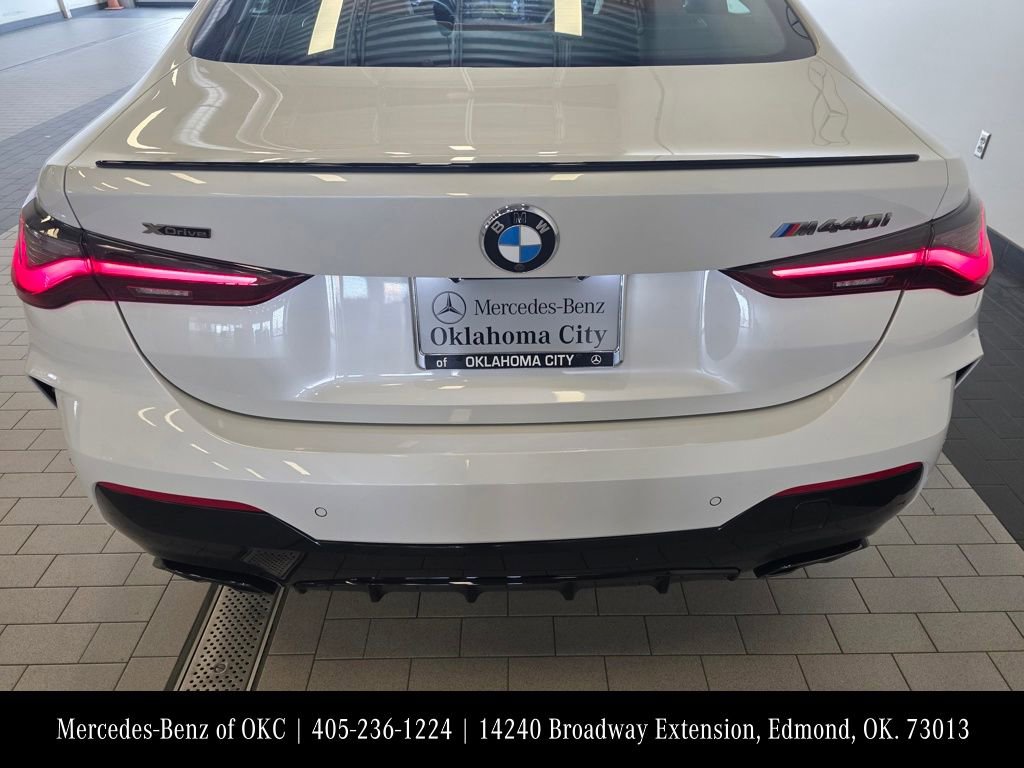 Used 2024 BMW 440i xDrive Coupe w/ Premium Package image 8
