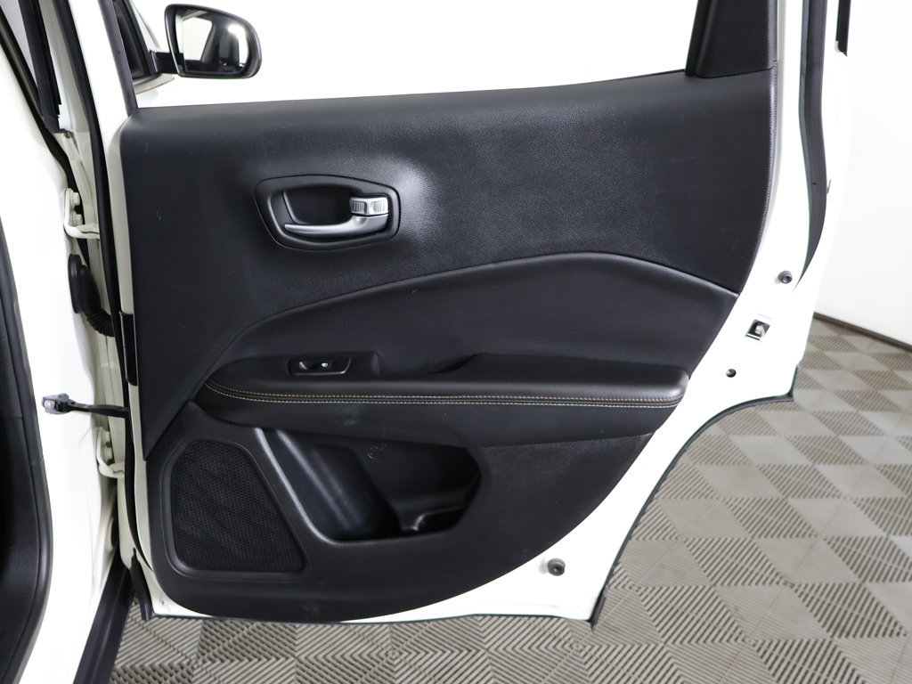 Used 2019 Jeep Compass Latitude FWD image 22