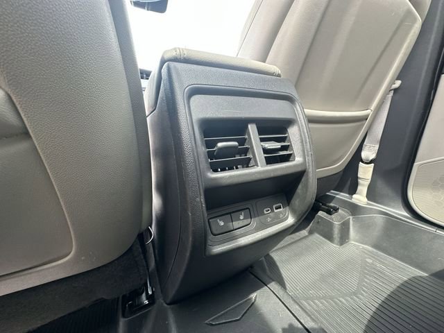 Used 2021 Cadillac XT4 Luxury w/ Cold Weather Package AWD/4WD image 25