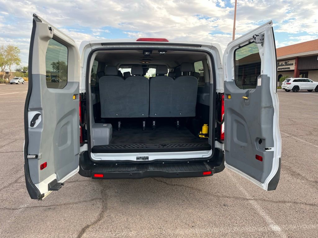 Used 2017 Ford Transit 350 XLT RWD image 12