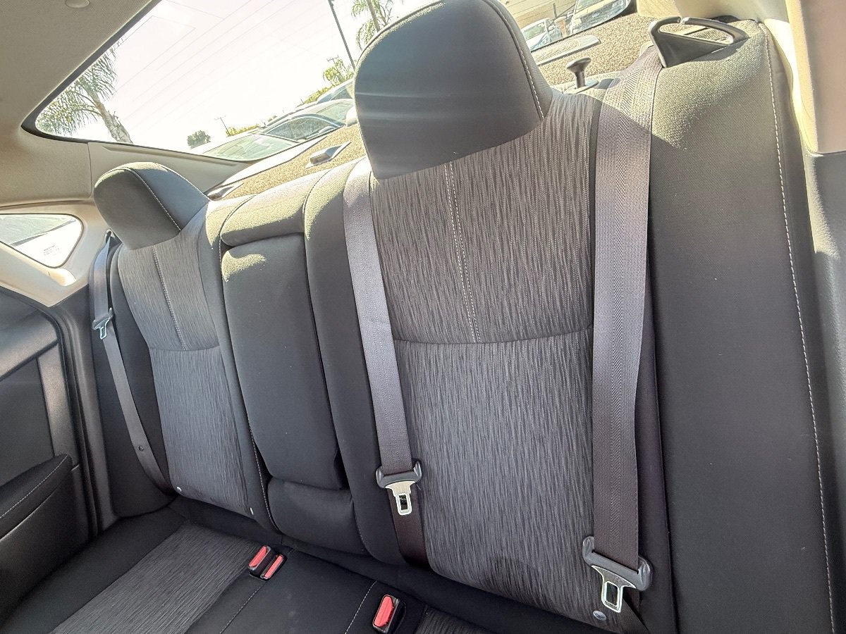 Used 2011 Nissan Sentra 2.0 SR FWD image 21