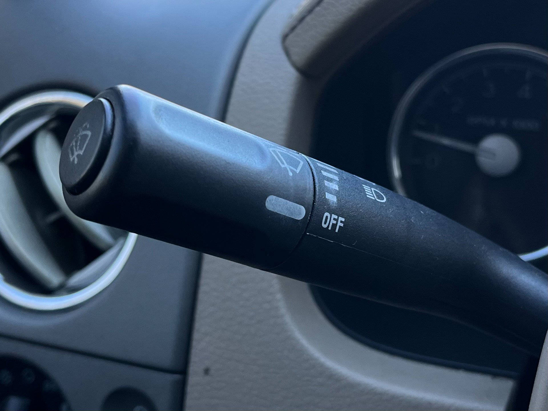 Used 2006 Lincoln Mark LT 4x4 image 51