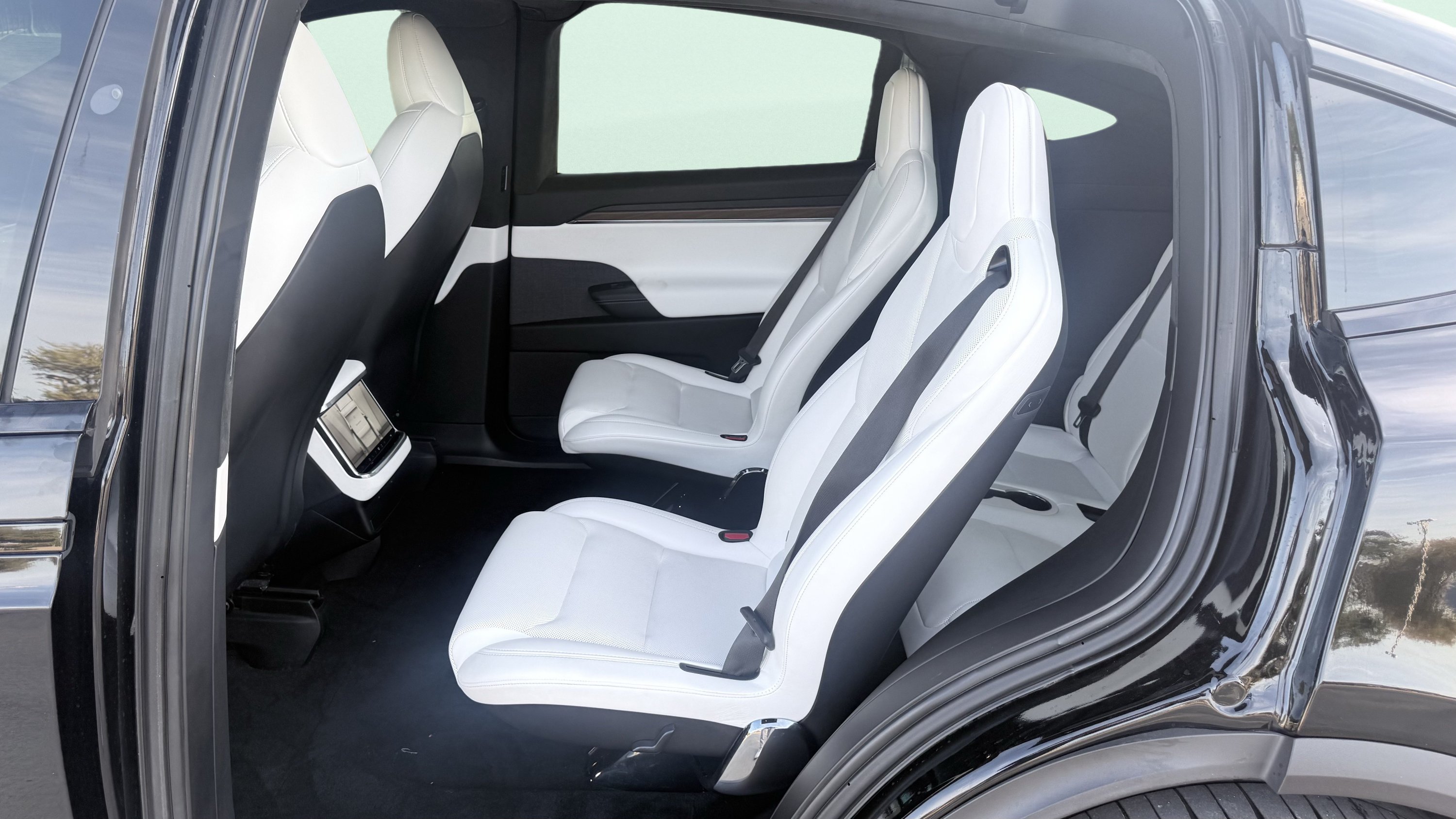 Used 2023 Tesla Model X AWD/4WD image 33