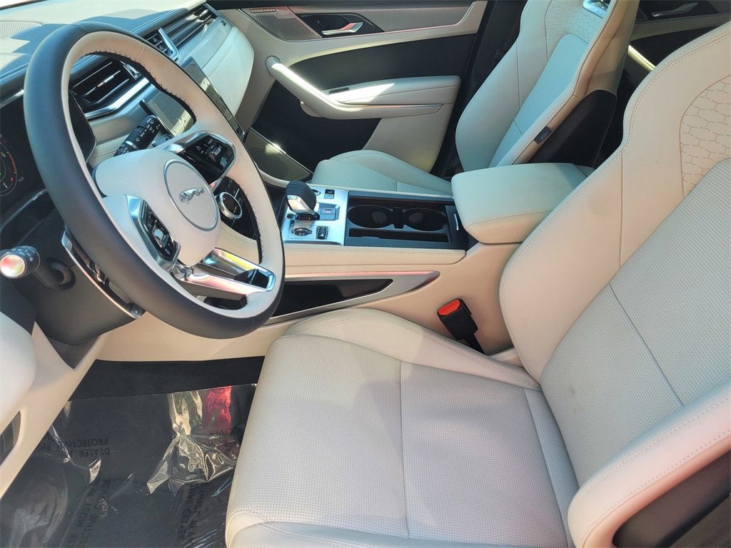 New 2026 Jaguar F-PACE R-Dynamic S image 12