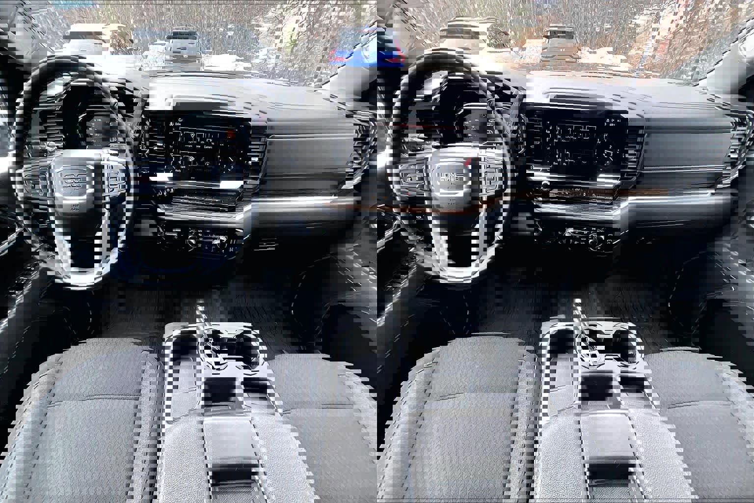 Used 2025 GMC Sierra 2500 SLE w/ SLE Value Package; image 14