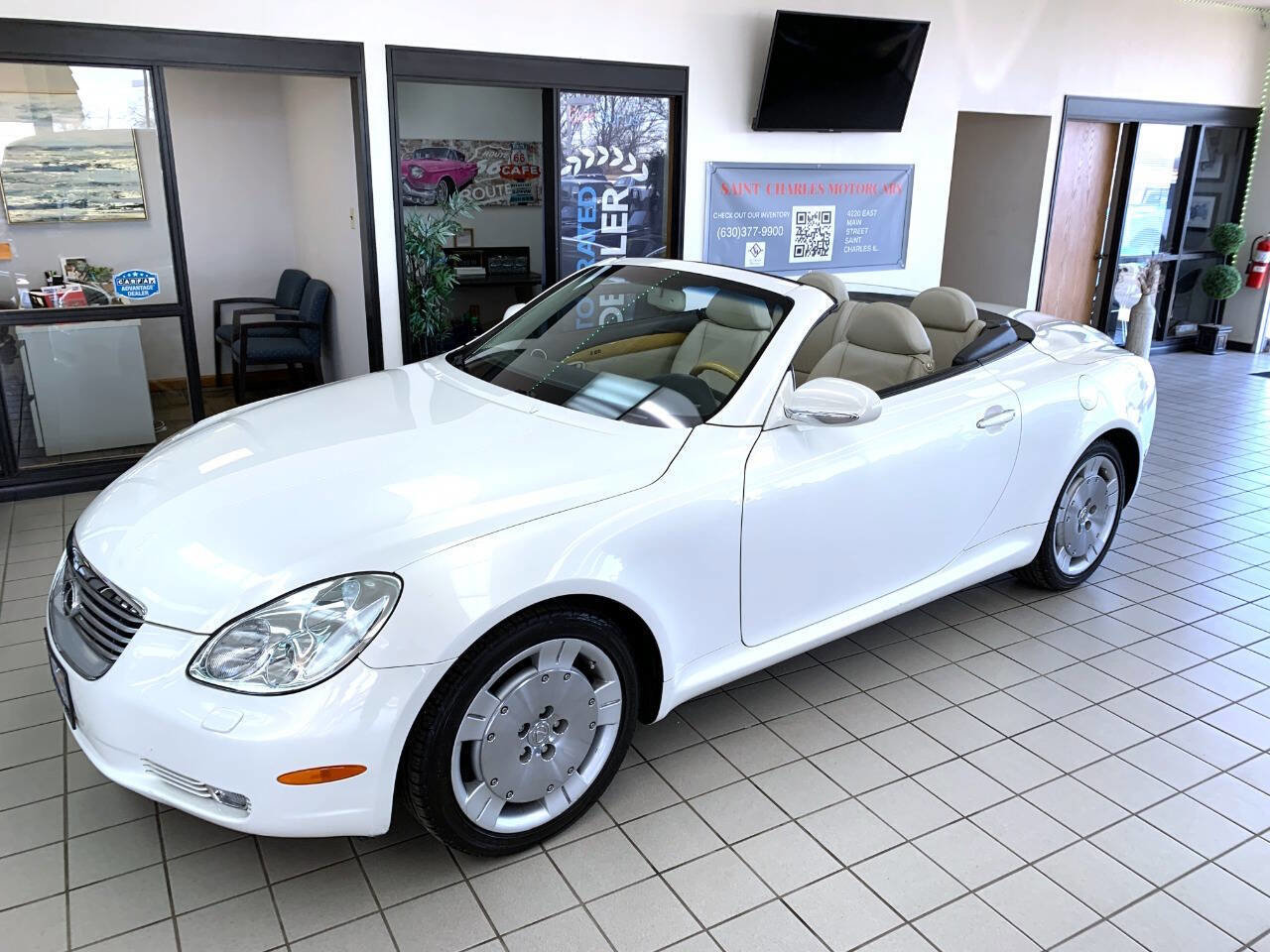 Used 2002 Lexus SC 430 Base 2dr Convertible image 2