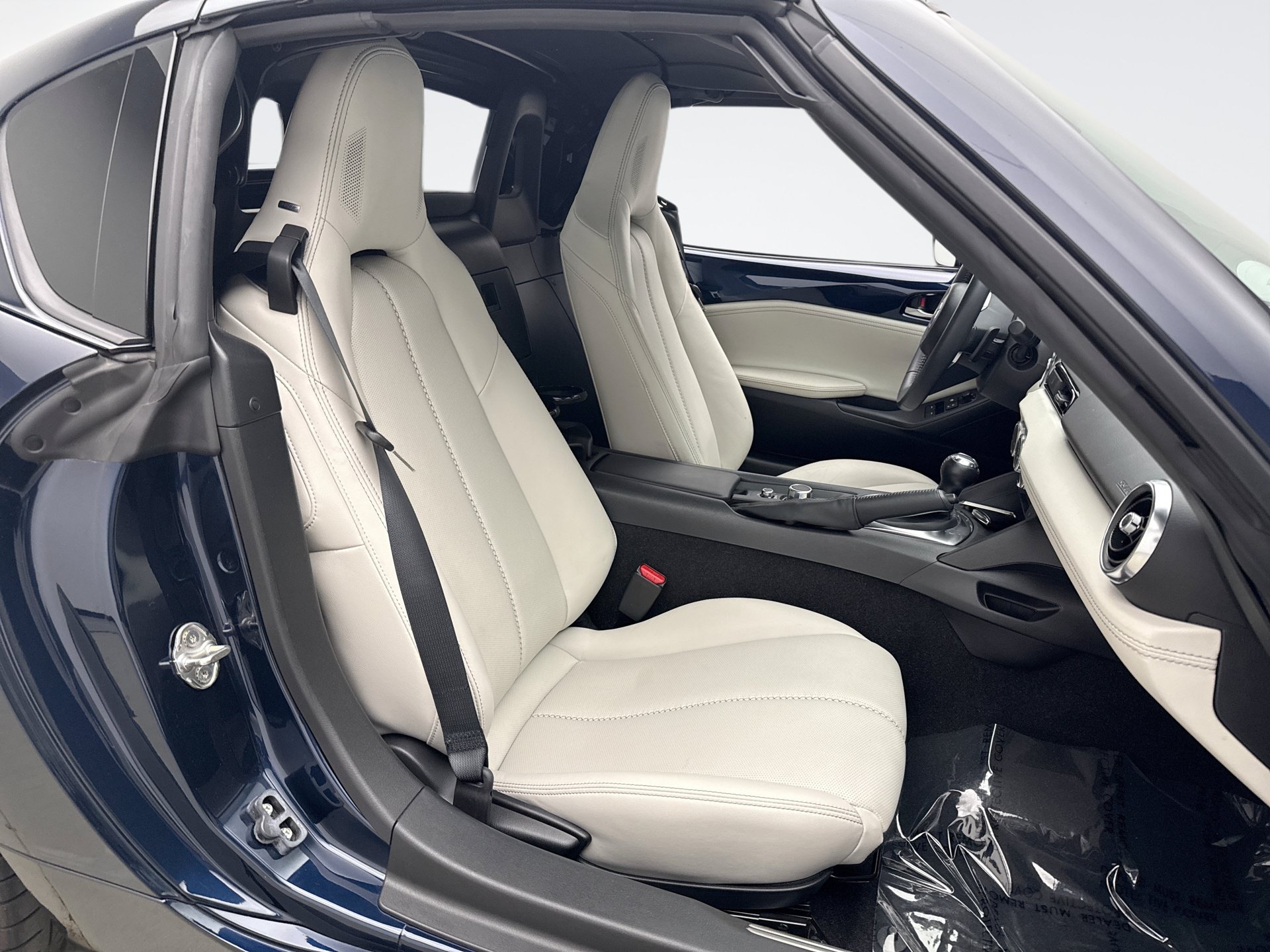 Used 2021 MAZDA MX-5 Miata RF Grand Touring RWD image 17