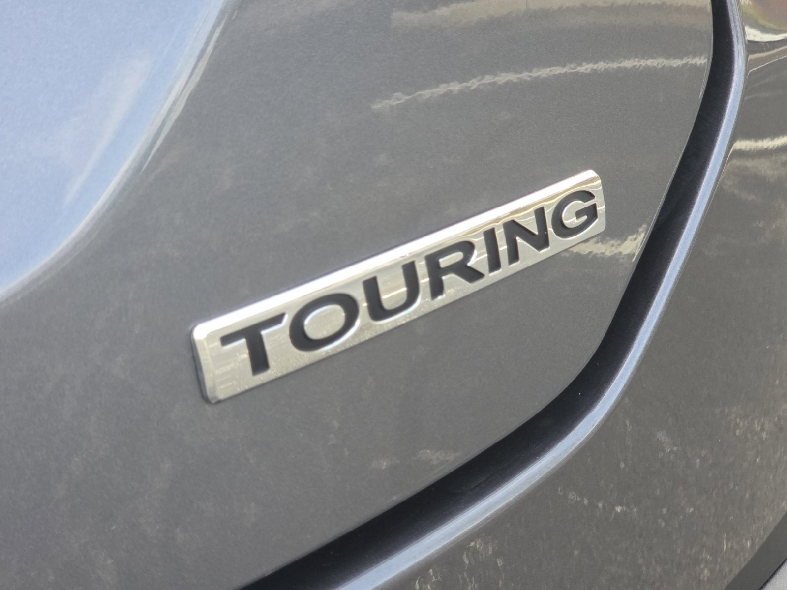 Certified 2025 Honda Pilot Touring image 15