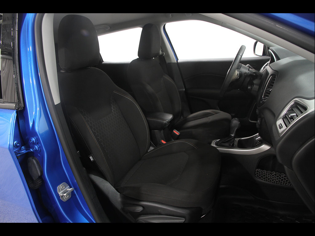 Used 2021 Jeep Compass Sport FWD image 17