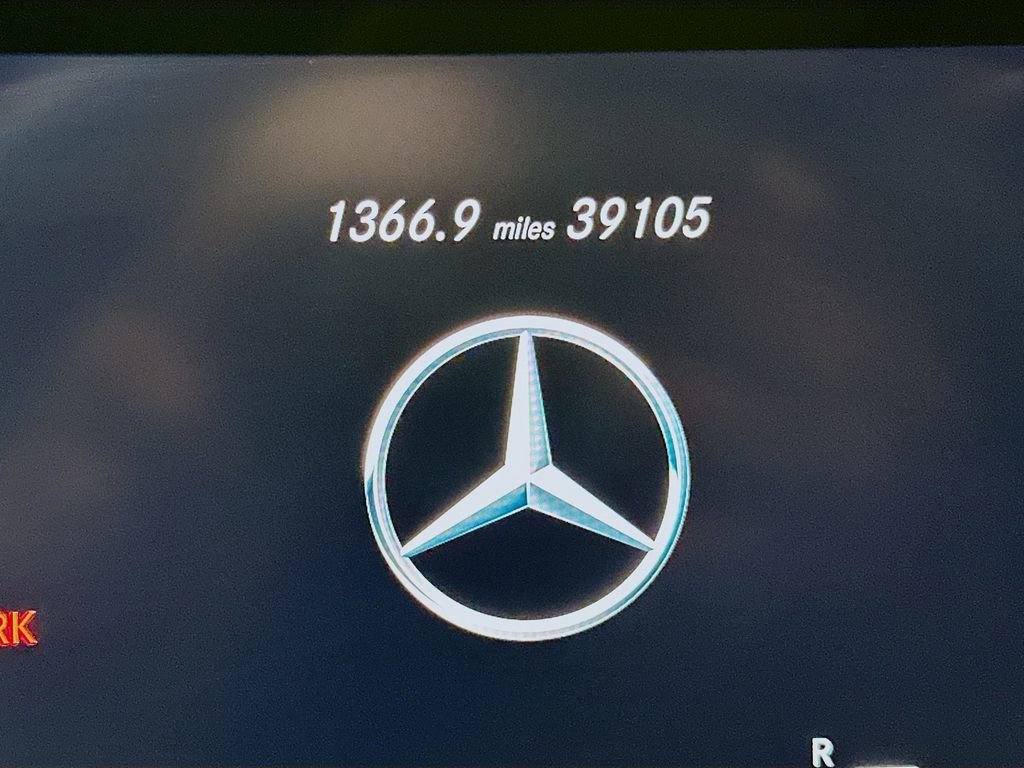Used 2022 Mercedes-Benz GLC 300 4MATIC image 12
