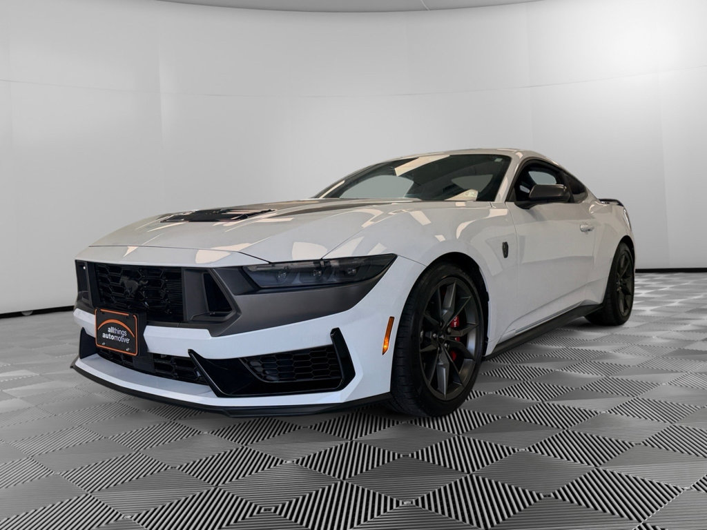 Used 2025 Ford Mustang Dark Horse RWD image 4
