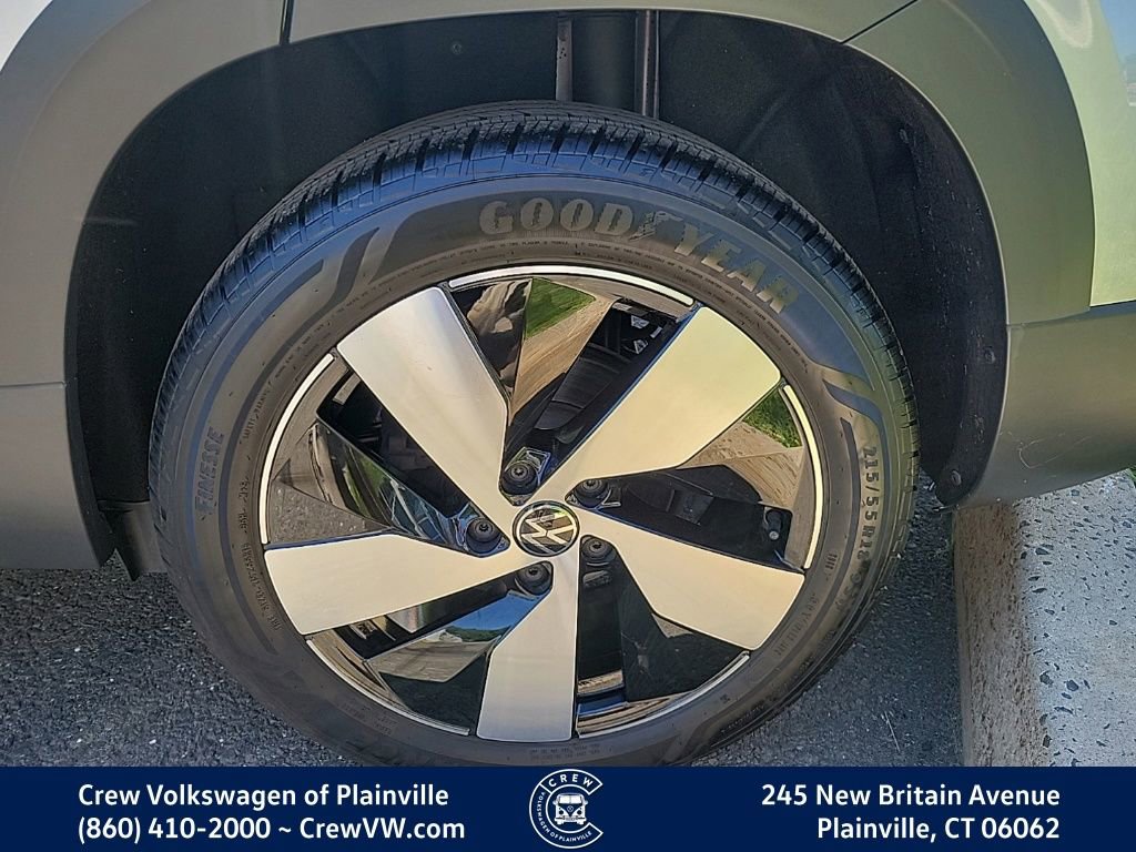 Certified 2023 Volkswagen Taos S w/ IQ Drive S Package AWD/4WD image 18