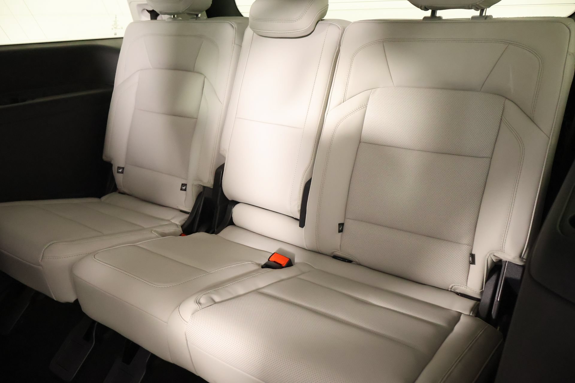 New 2026 Lincoln Navigator Premiere AWD/4WD image 13