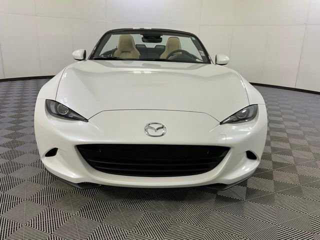 Used 2025 MAZDA MX-5 Miata Grand Touring w/ Weather Package image 2