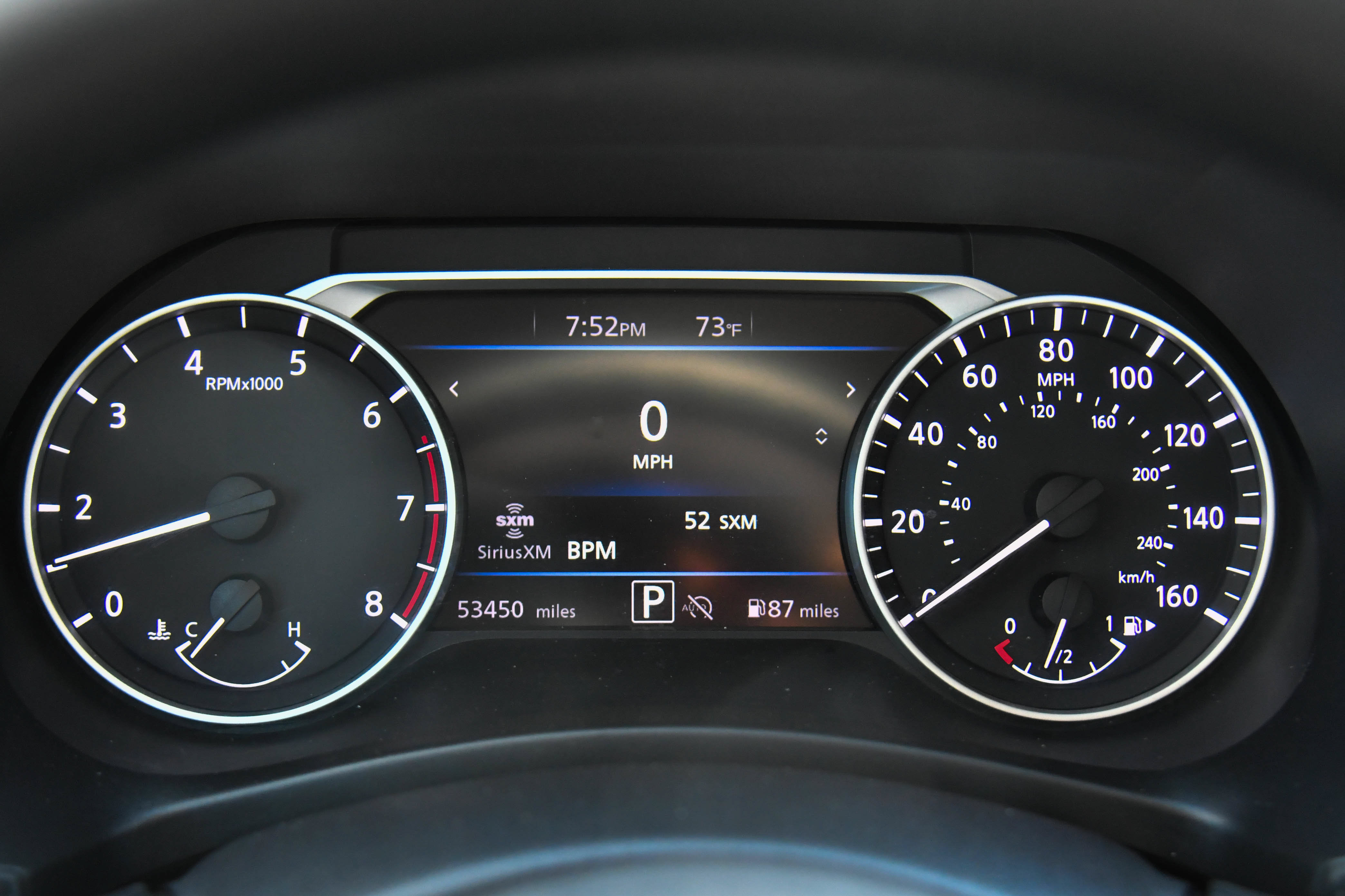 Used 2025 Nissan Sentra SV FWD image 25
