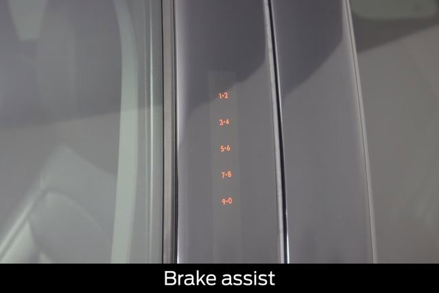 Used 2020 Ford Explorer XLT w/ Equipment Group 202A image 19