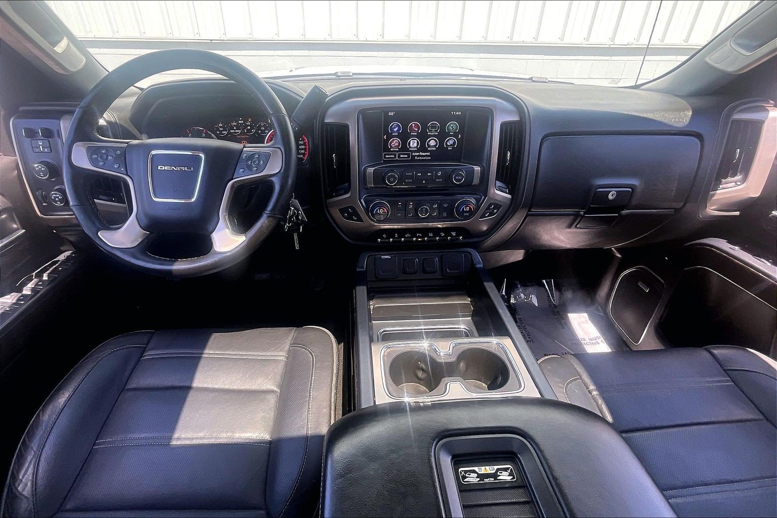 Used 2016 GMC Sierra 2500 Denali w/ Duramax Plus Package AWD/4WD image 19