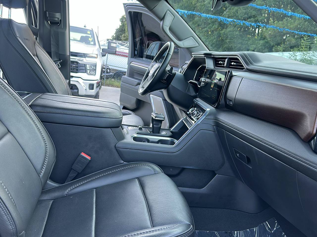 Used 2026 GMC Sierra 1500 Denali AWD/4WD image 12