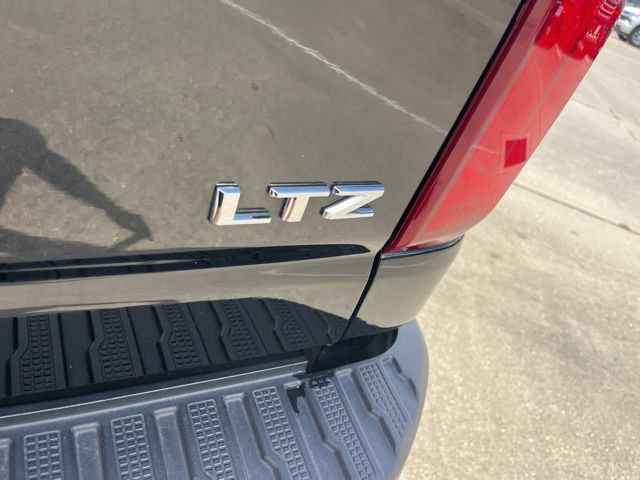 Used 2024 Chevrolet Silverado 2500 LTZ w/ LTZ Plus Package AWD/4WD image 8