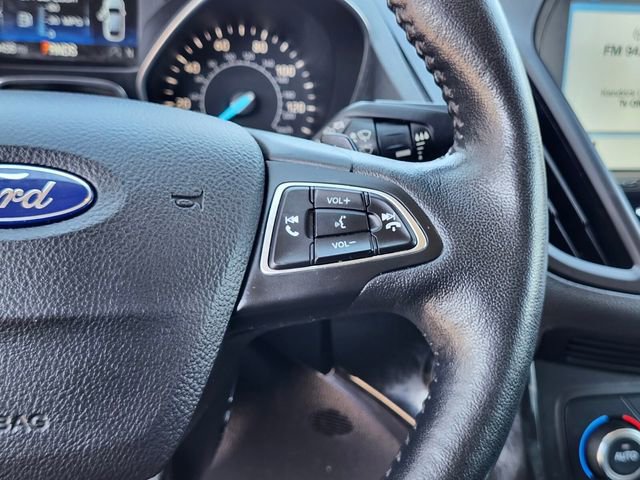 Used 2017 Ford Escape Titanium image 29