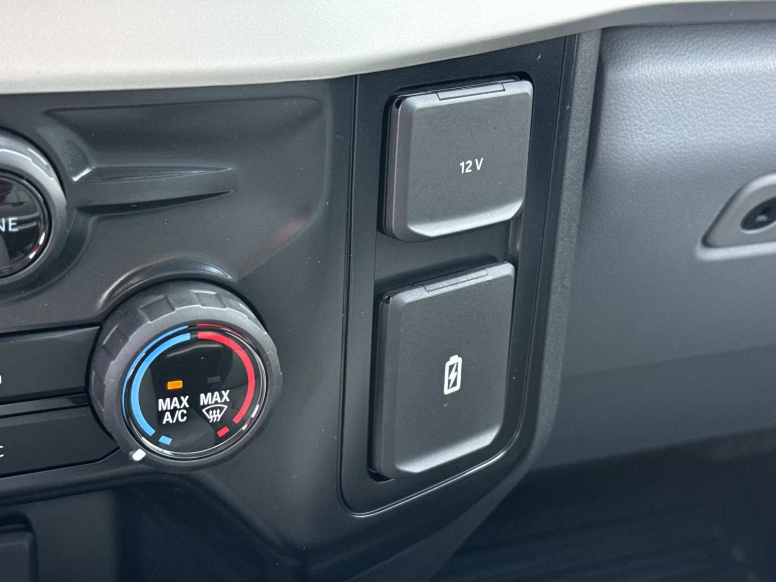 New 2026 Ford F550 4x4 SuperCab Super Duty image 16